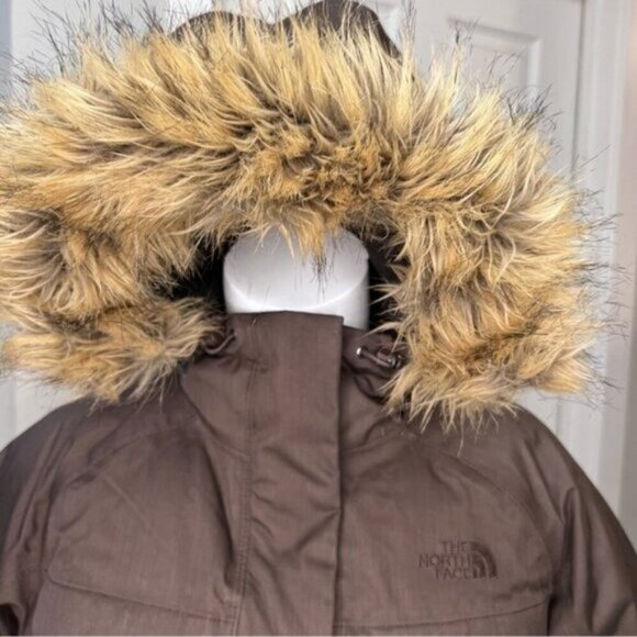 The North Face Brown Arctic Parka Size Small Down Filled Waterproof Puffer - Picture 16 of 16